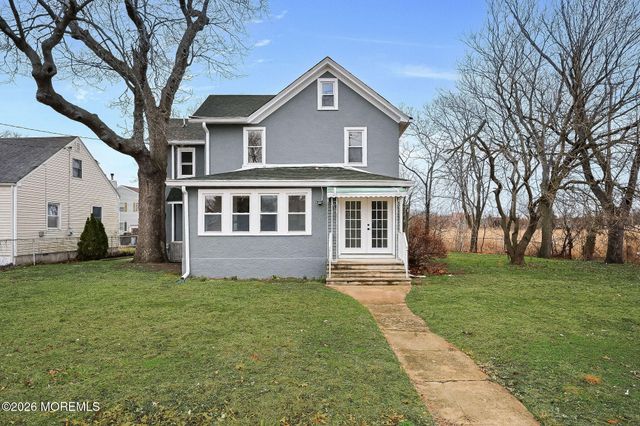 8 Newman Street, Hazlet, NJ 07734