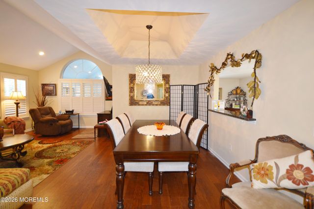 2555 Ridgemont Court, Toms River, NJ 08755