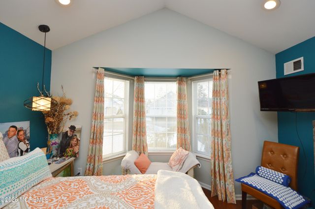 2555 Ridgemont Court, Toms River, NJ 08755