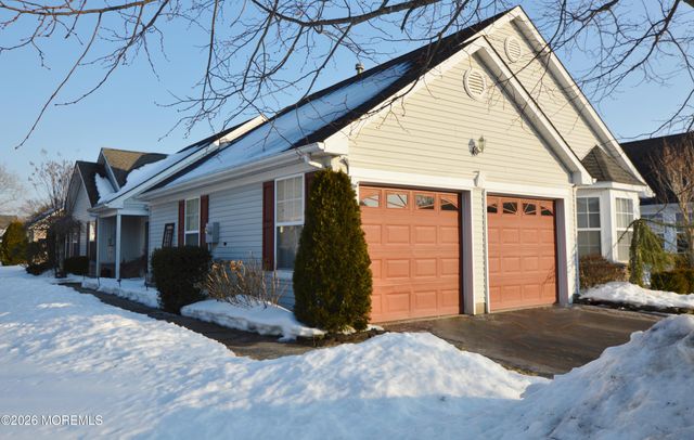 2555 Ridgemont Court, Toms River, NJ 08755