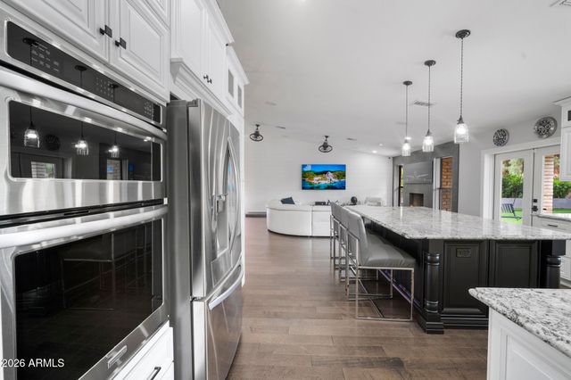 409 E CAROL ANN Way, Phoenix, AZ 85022
