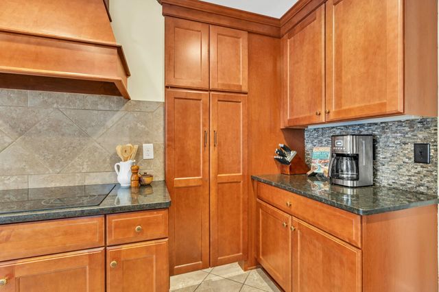 230 S Rutan, Wichita, KS 67218