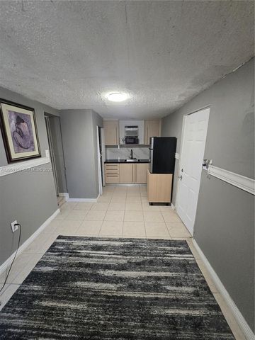 7930 NW 174th Terrace 0, Hialeah, FL 33015