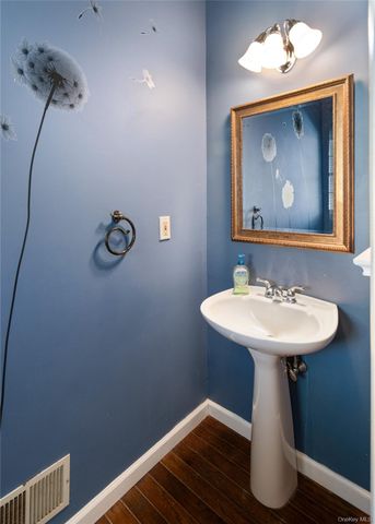 1703 Regent Drive, Mount Kisco, NY 10549