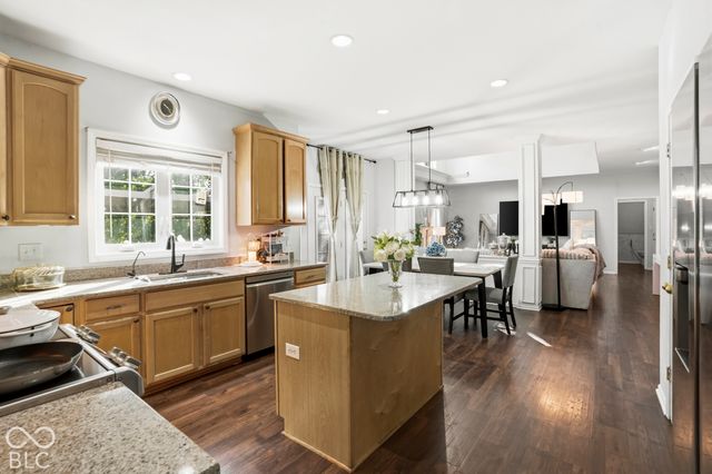 5889 Pebblestream Drive, Carmel, IN 46033