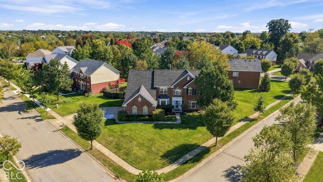5889 Pebblestream Drive, Carmel, IN 46033