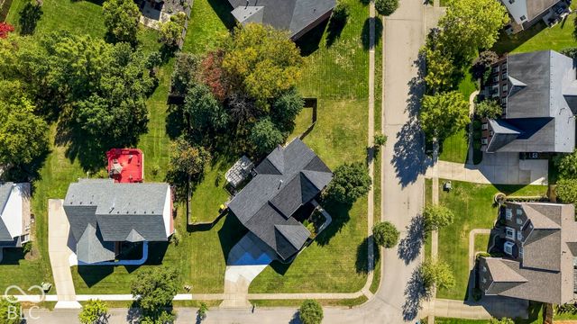 5889 Pebblestream Drive, Carmel, IN 46033