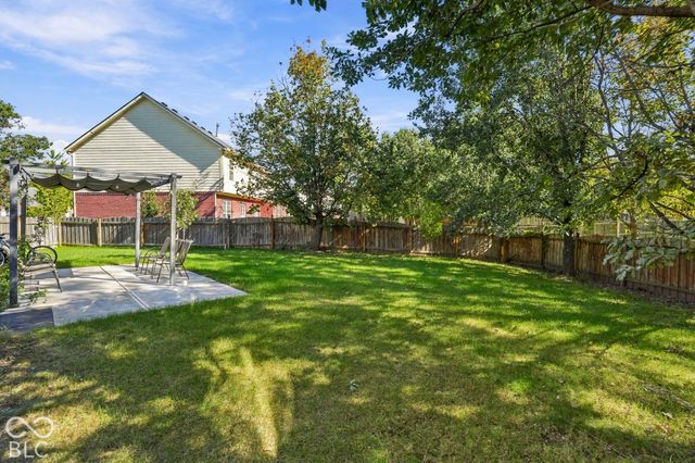 5889 Pebblestream Drive, Carmel, IN 46033
