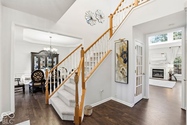 5889 Pebblestream Drive, Carmel, IN 46033