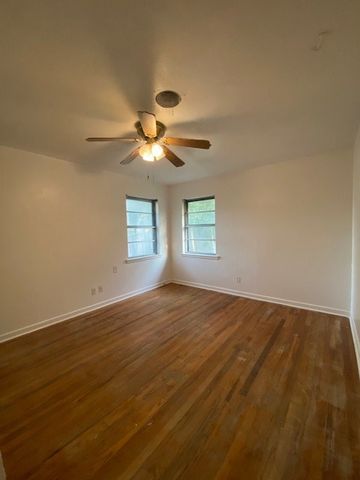 5308 Caroldean Street, Haltom City, TX 76117
