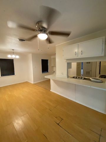 5308 Caroldean Street, Haltom City, TX 76117