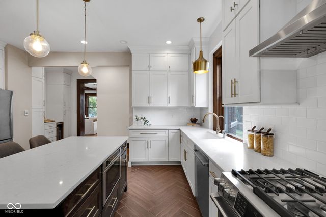 2730 Sutherland Avenue, Indianapolis, IN 46205