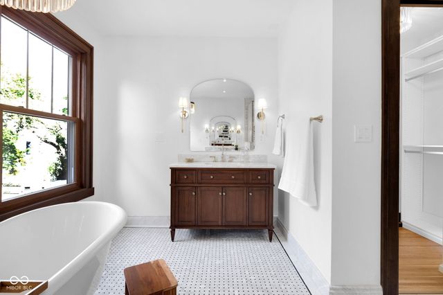 2730 Sutherland Avenue, Indianapolis, IN 46205