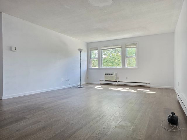 180 Main Street 5304, Bridgewater, MA 02324