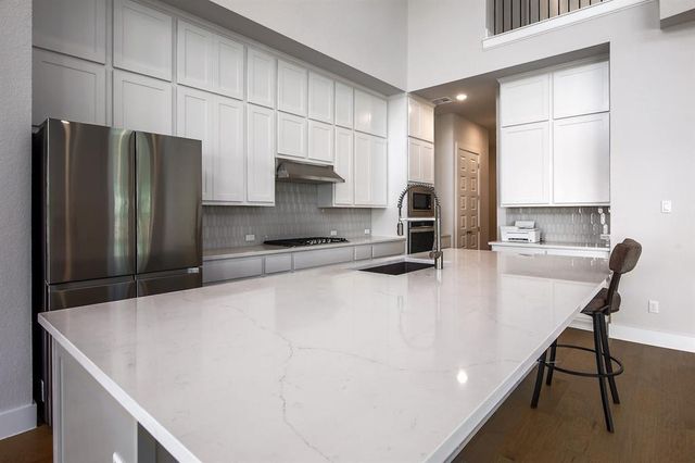 20028 CRESTED CARACARA LN, Pflugerville, TX 78660