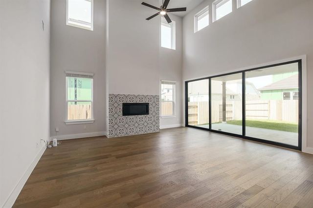 20028 CRESTED CARACARA LN, Pflugerville, TX 78660