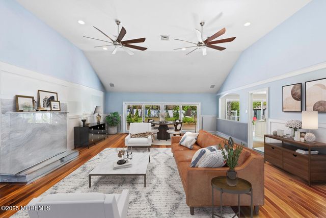 1582 Beaver Hollow Drive, Toms River, NJ 08755