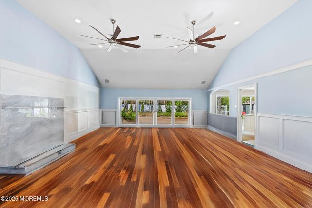 1582 Beaver Hollow Drive, Toms River, NJ 08755