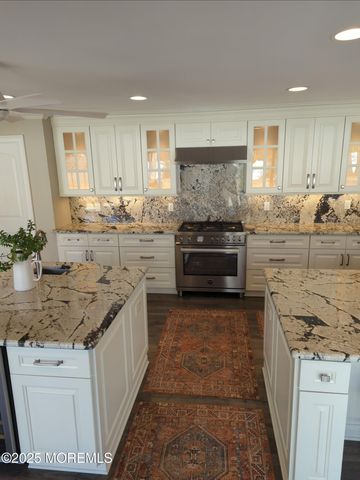 1582 Beaver Hollow Drive, Toms River, NJ 08755