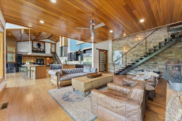 1805 Waggoner Riffle Road, West Union, OH 45693