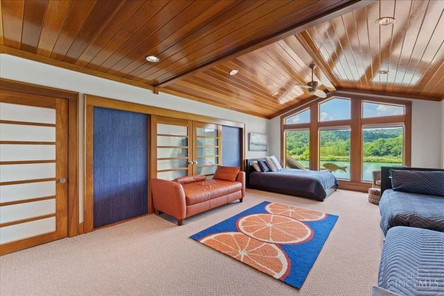 1805 Waggoner Riffle Road, West Union, OH 45693