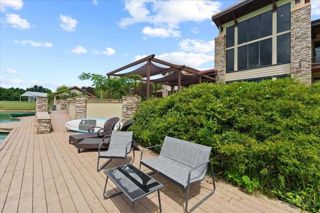 1805 Waggoner Riffle Road, West Union, OH 45693