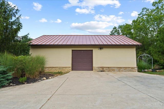 1805 Waggoner Riffle Road, West Union, OH 45693