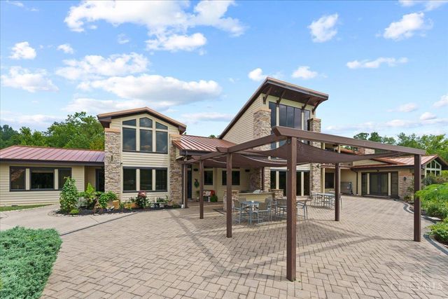 1805 Waggoner Riffle Road, West Union, OH 45693