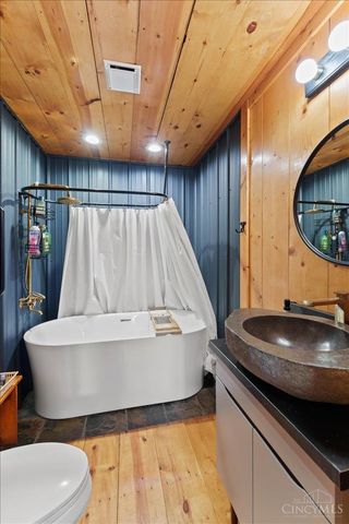 1805 Waggoner Riffle Road, West Union, OH 45693