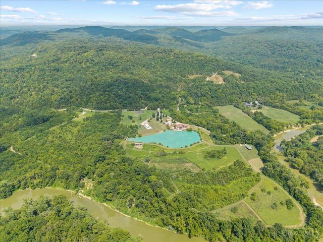 1805 Waggoner Riffle Road, West Union, OH 45693