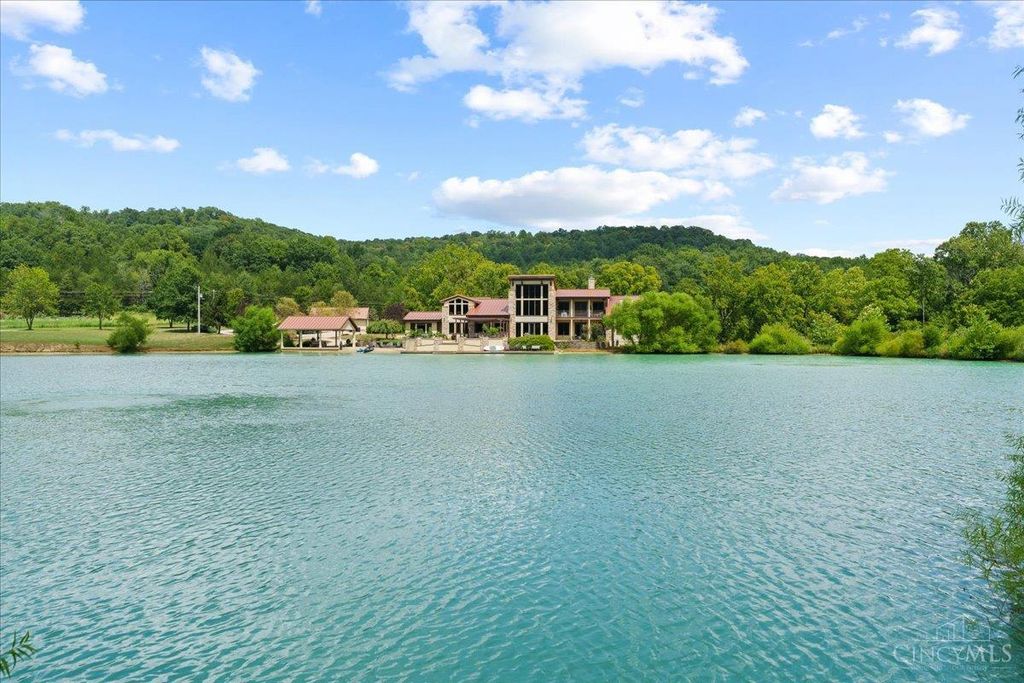 1805 Waggoner Riffle Road, West Union, OH 45693