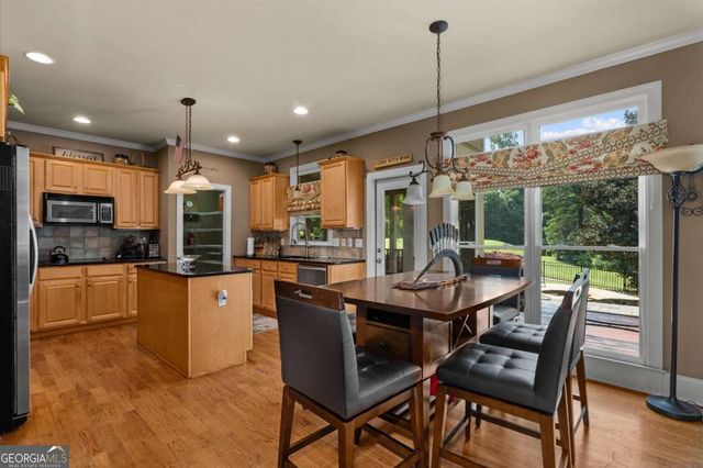 175 Timber Creek Lane, Acworth, GA 30101