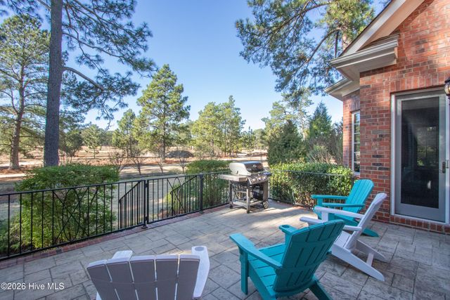 30 Spring Valley Court, Pinehurst, NC 28374