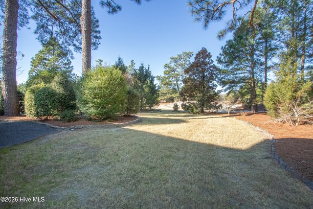 30 Spring Valley Court, Pinehurst, NC 28374