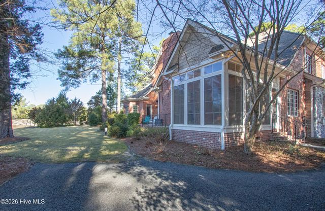 30 Spring Valley Court, Pinehurst, NC 28374