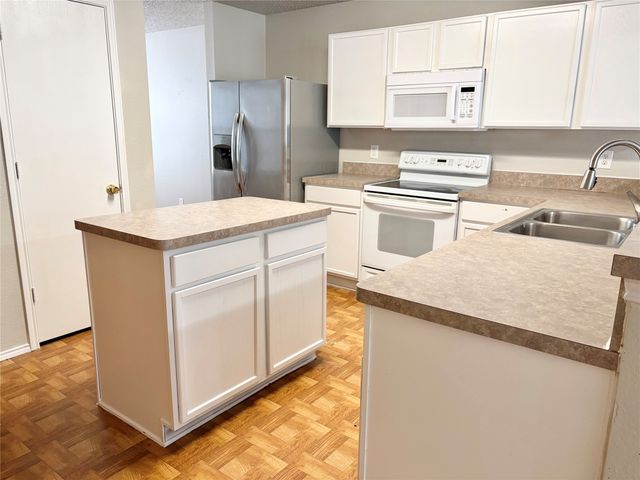 1005 Post Oak Trail, Anna, TX 75409