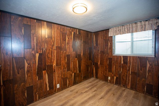 396 W HARVARD ST, Midvale, UT 84047