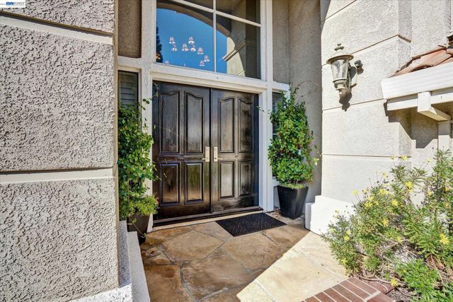 36 Savona Ct, Danville, CA 94526