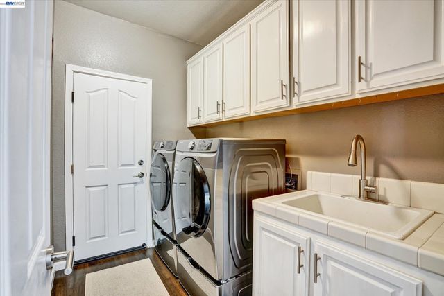 36 Savona Ct, Danville, CA 94526