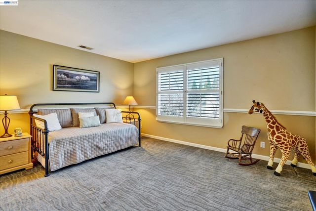 36 Savona Ct, Danville, CA 94526