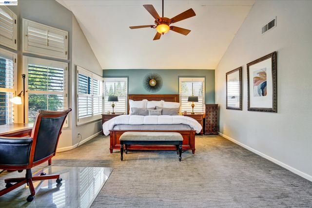 36 Savona Ct, Danville, CA 94526