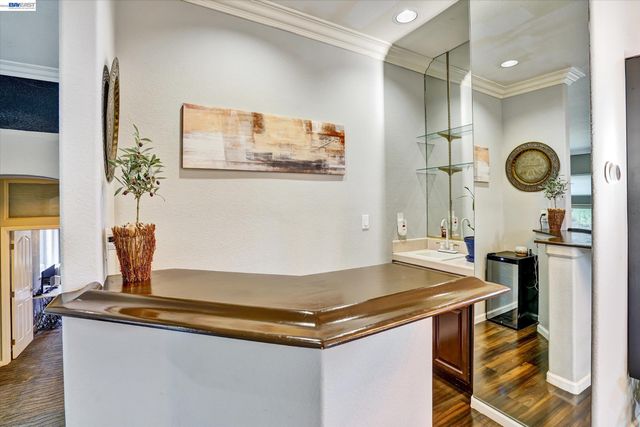 36 Savona Ct, Danville, CA 94526