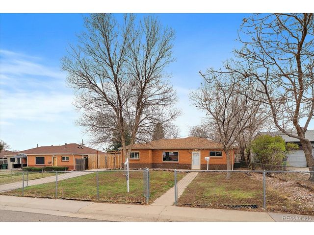 2020 Gail Ct, Thornton, CO 80229