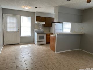 801 W Olmos Dr, San Antonio, TX 78212