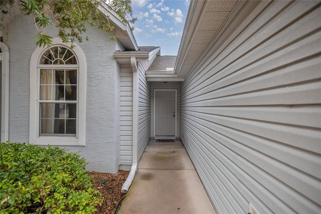 2505 SE 18TH CIRCLE, Ocala, FL 34471