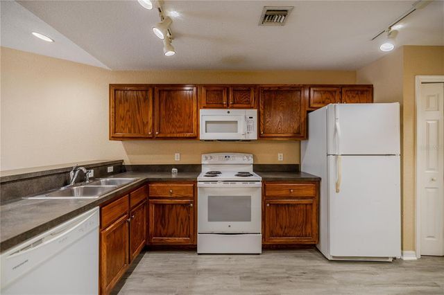 2505 SE 18TH CIRCLE, Ocala, FL 34471