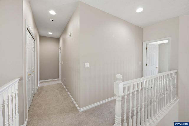 675 Hazeltine Av SE, Salem, OR 97306