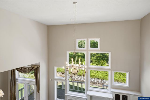675 Hazeltine Av SE, Salem, OR 97306