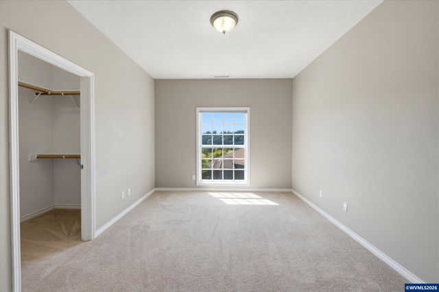 675 Hazeltine Av SE, Salem, OR 97306