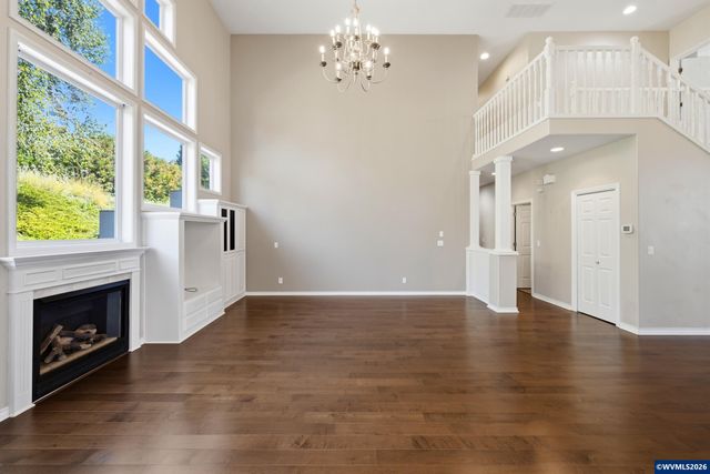 675 Hazeltine Av SE, Salem, OR 97306